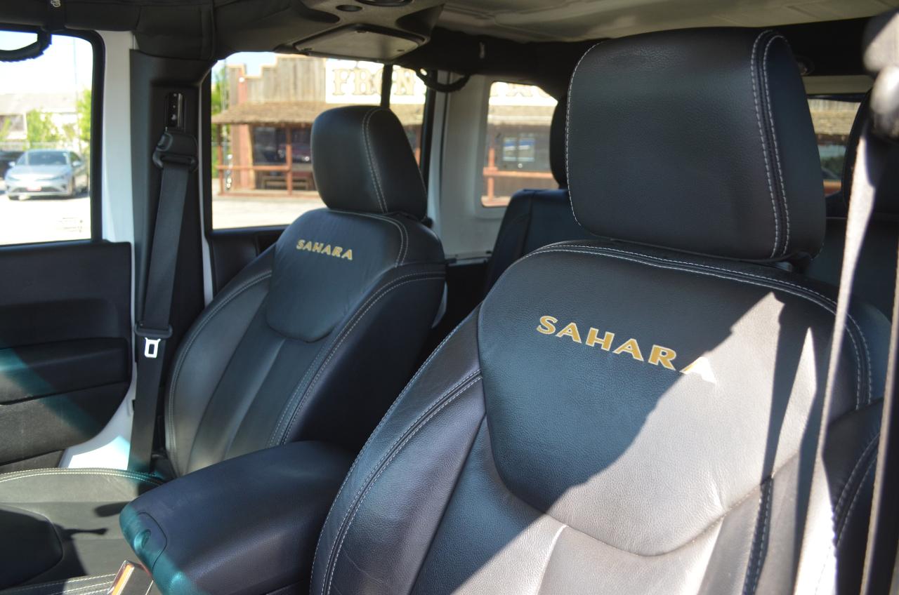 Jeep Wrangler Unlimited 4WD 4dr Sahara 2015