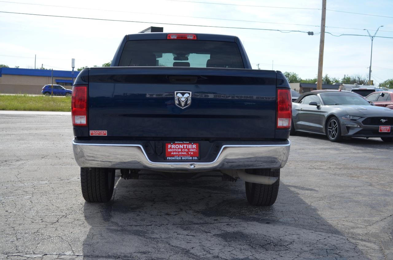 RAM 1500 Classic Tradesman 4x2 Quad Cab 6'4" Box 2022