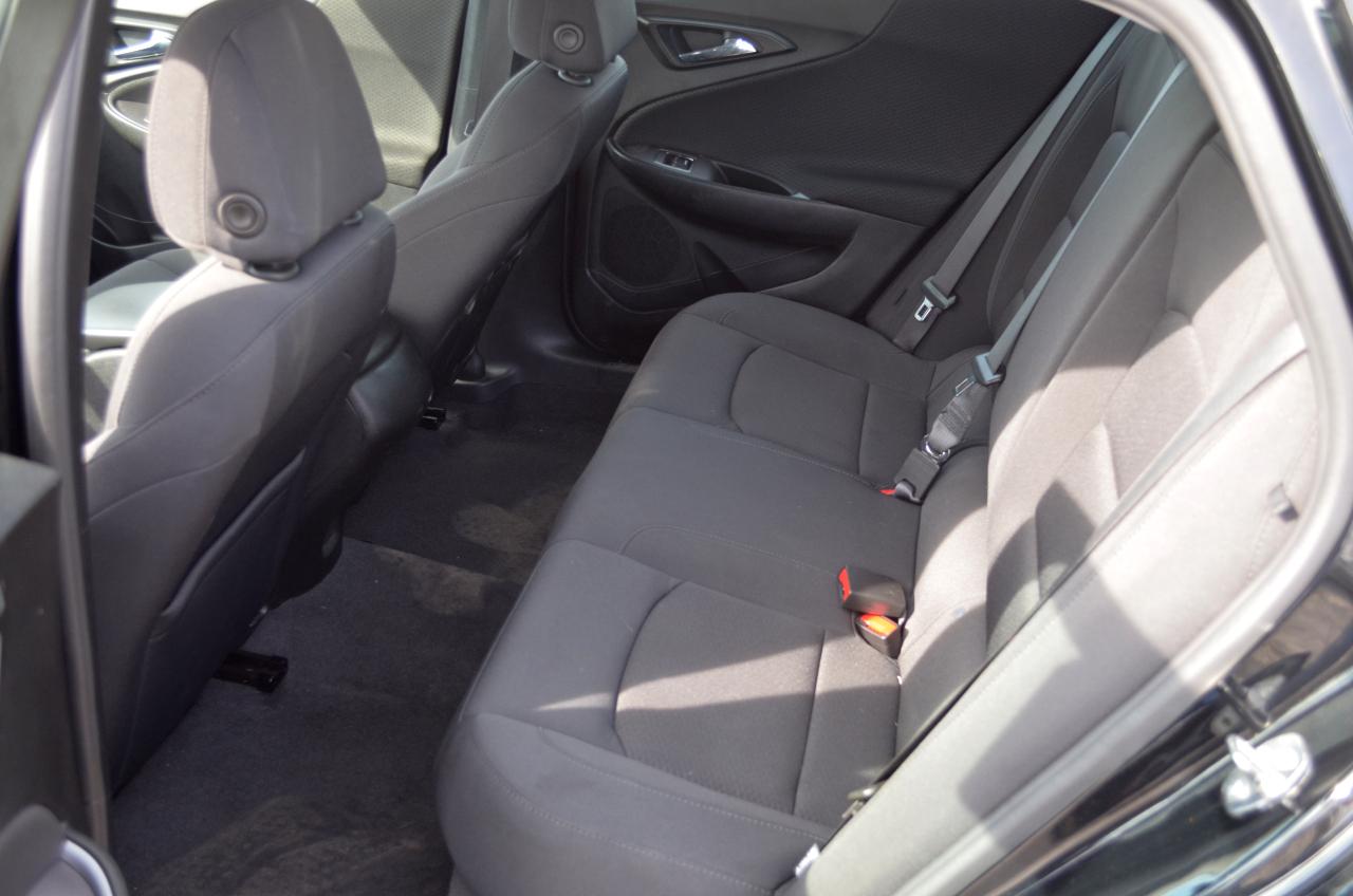 Chevrolet Malibu 4dr Sdn LS w/1FL 2020