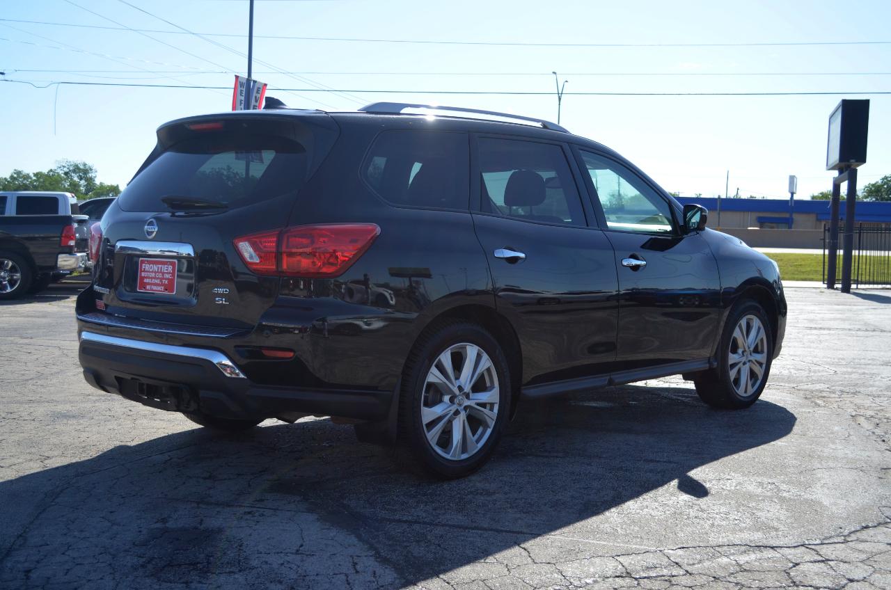 Nissan Pathfinder 4x4 SL 2019