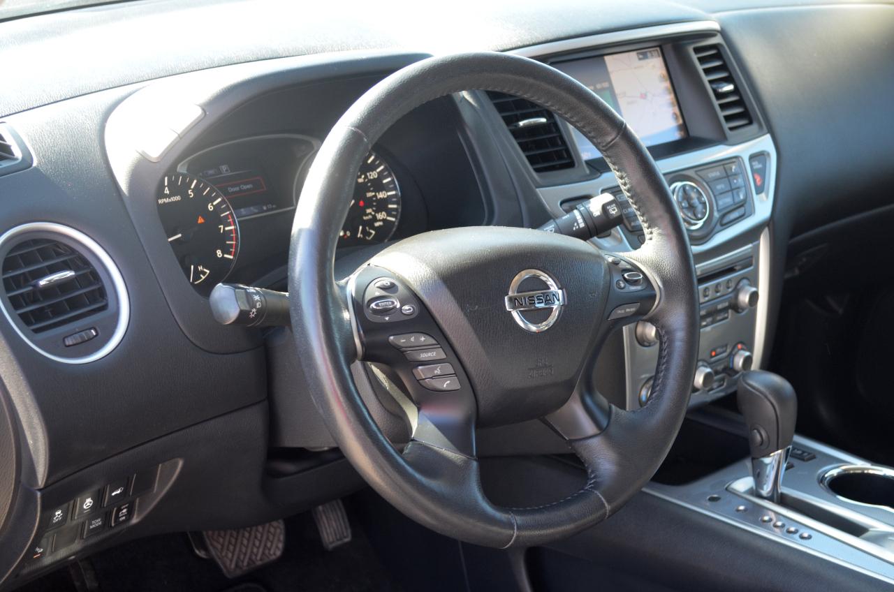 Nissan Pathfinder 4x4 SL 2019