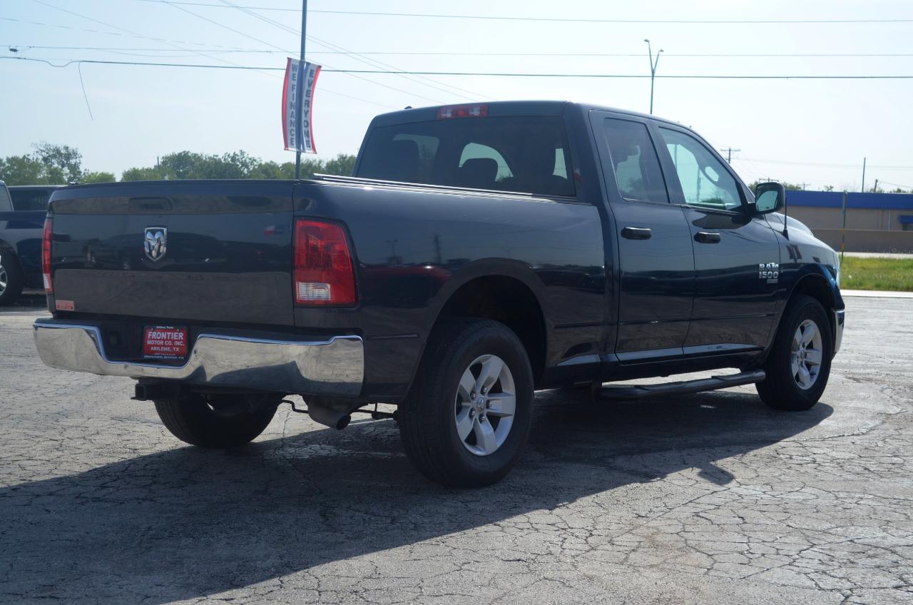 RAM 1500 Classic SLT 4x4 Crew Cab 5'7" Box 2019