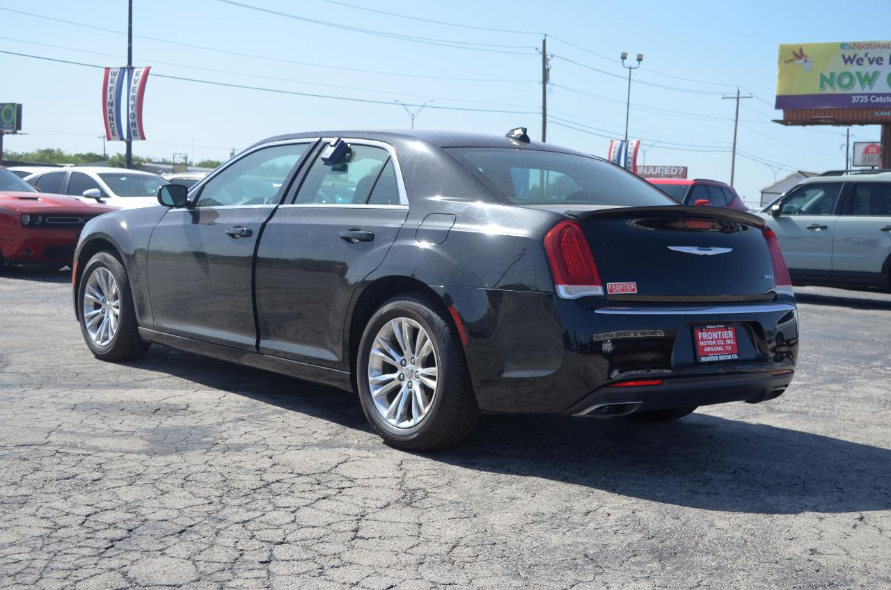Chrysler 300 Touring L RWD 2018