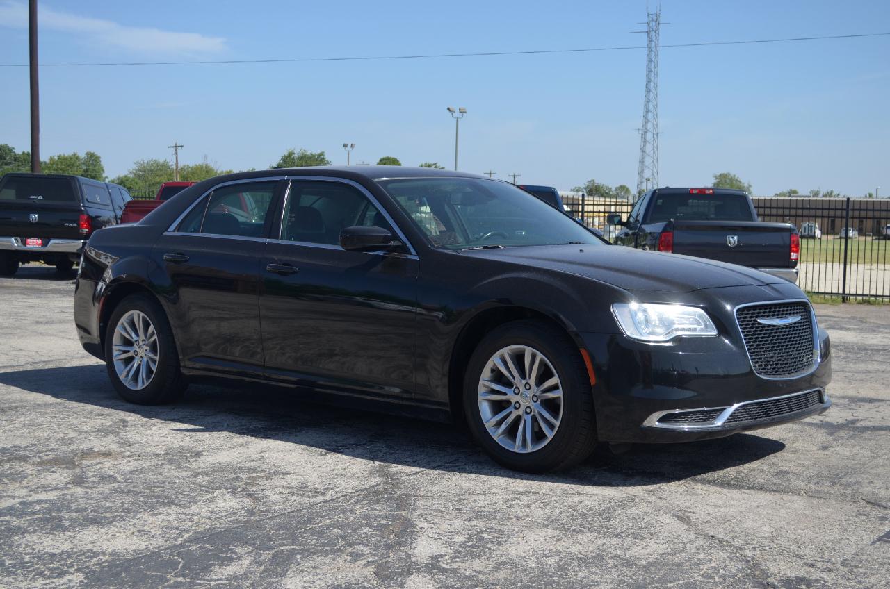 Chrysler 300 Touring L RWD 2018