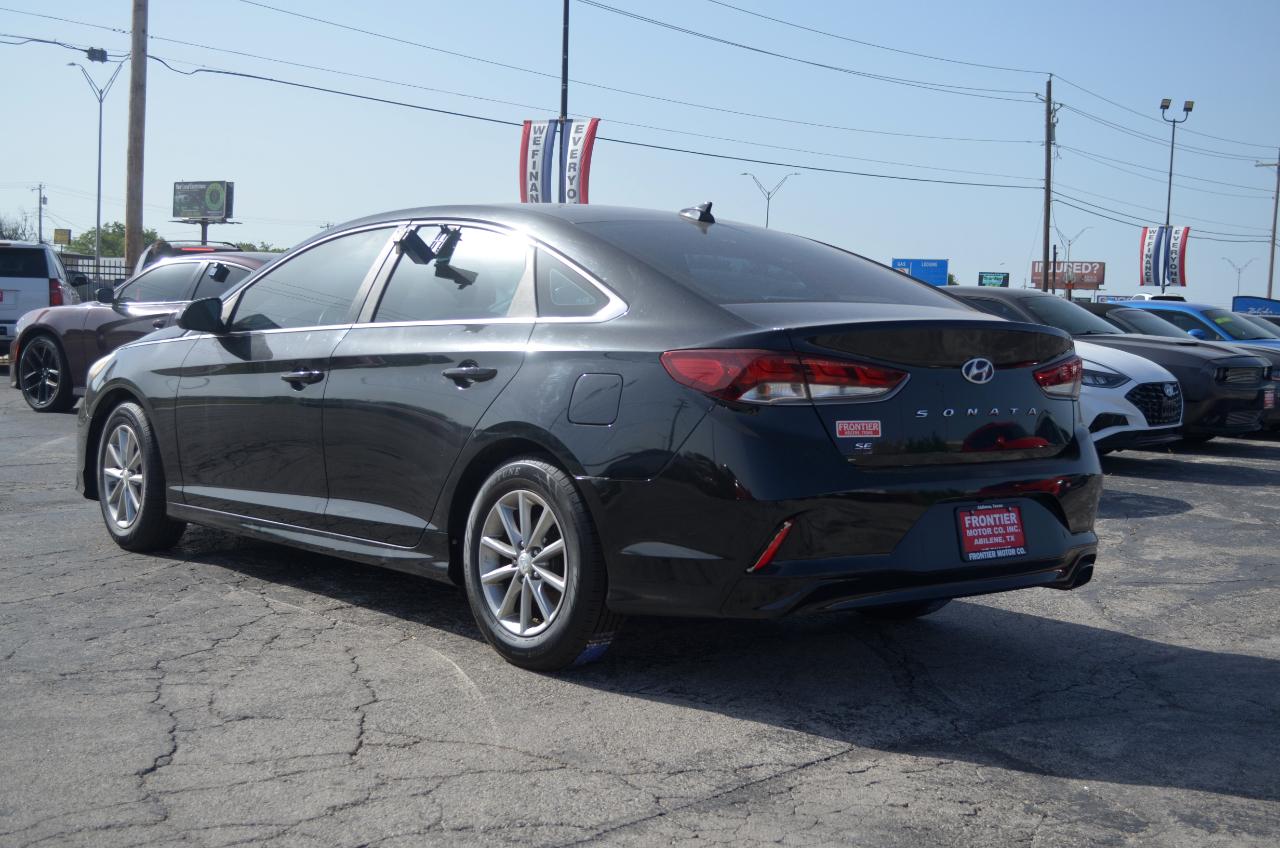 Hyundai Sonata SE 2.4L 2018