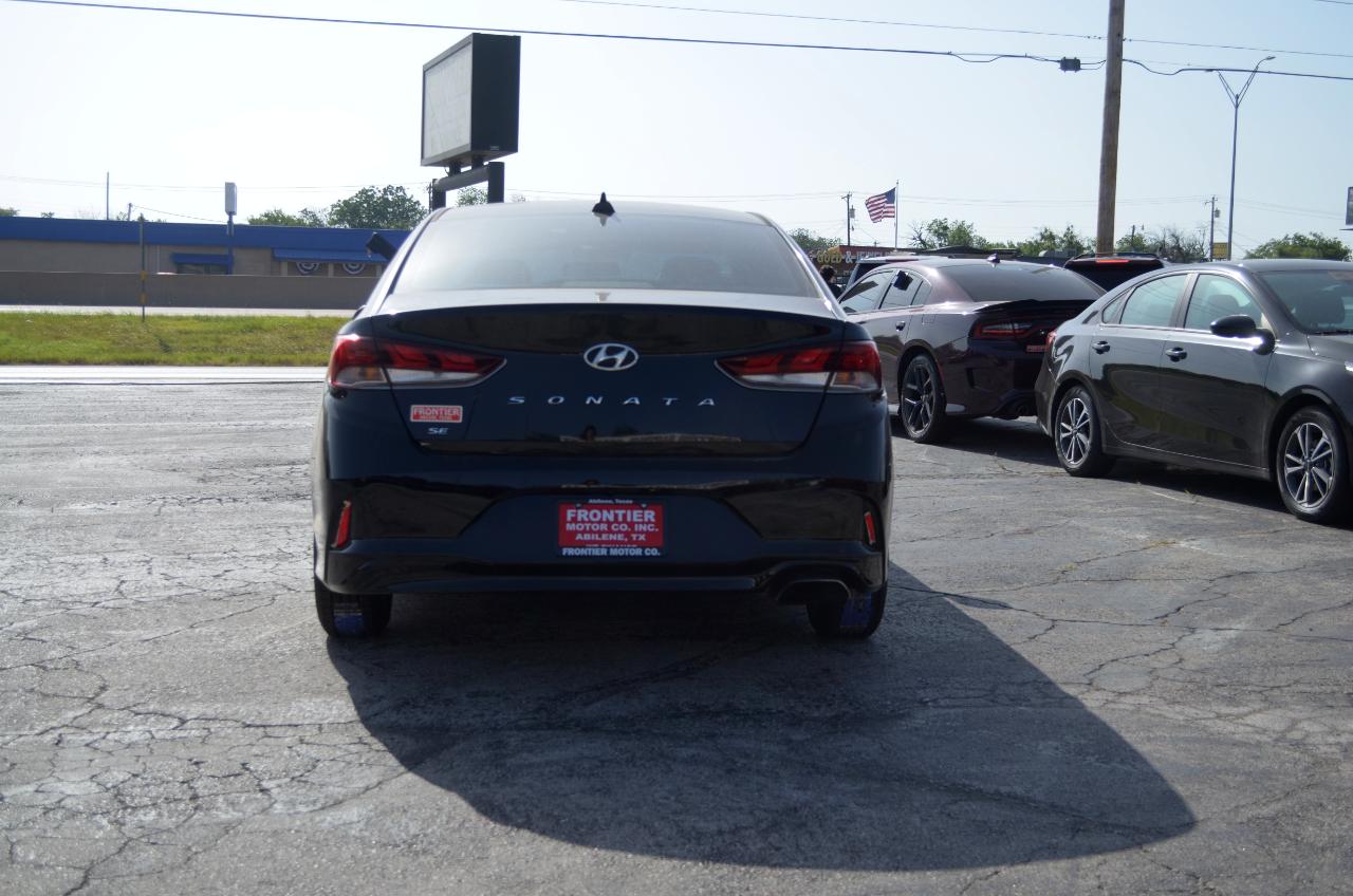 Hyundai Sonata SE 2.4L 2018