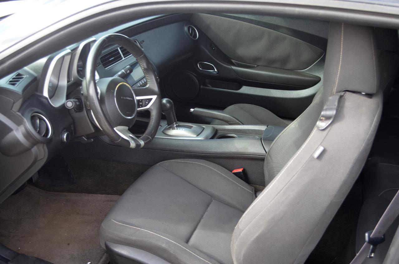 Chevrolet Camaro 2dr Cpe 1LT 2011