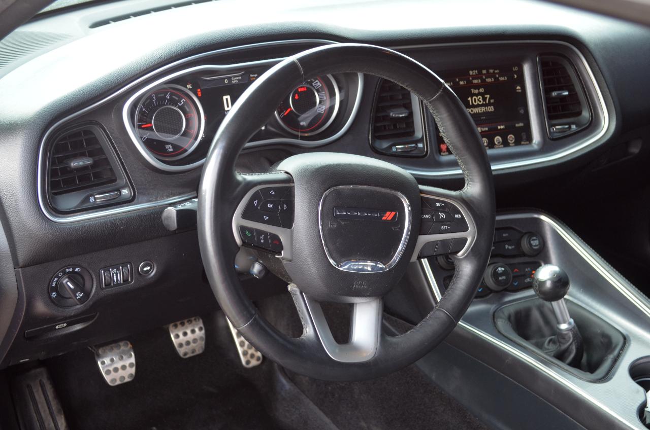 Dodge Challenger 2dr Cpe R/T Plus 2015