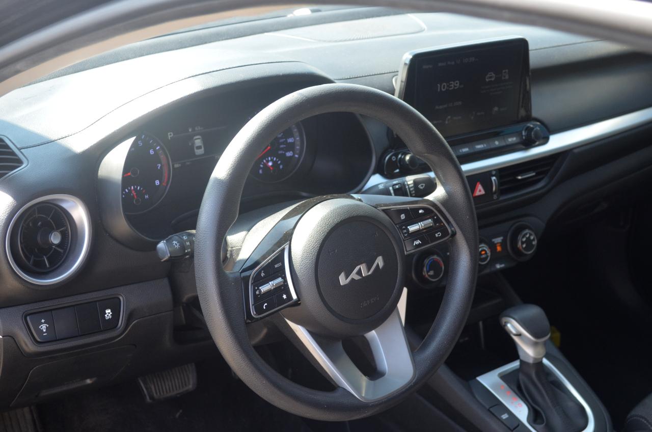 Kia Forte LXS IVT 2023