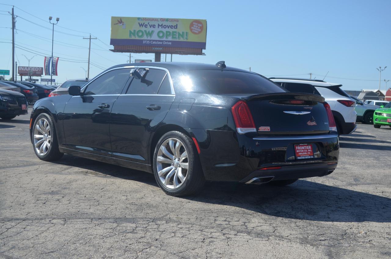 Chrysler 300 Touring RWD 2018