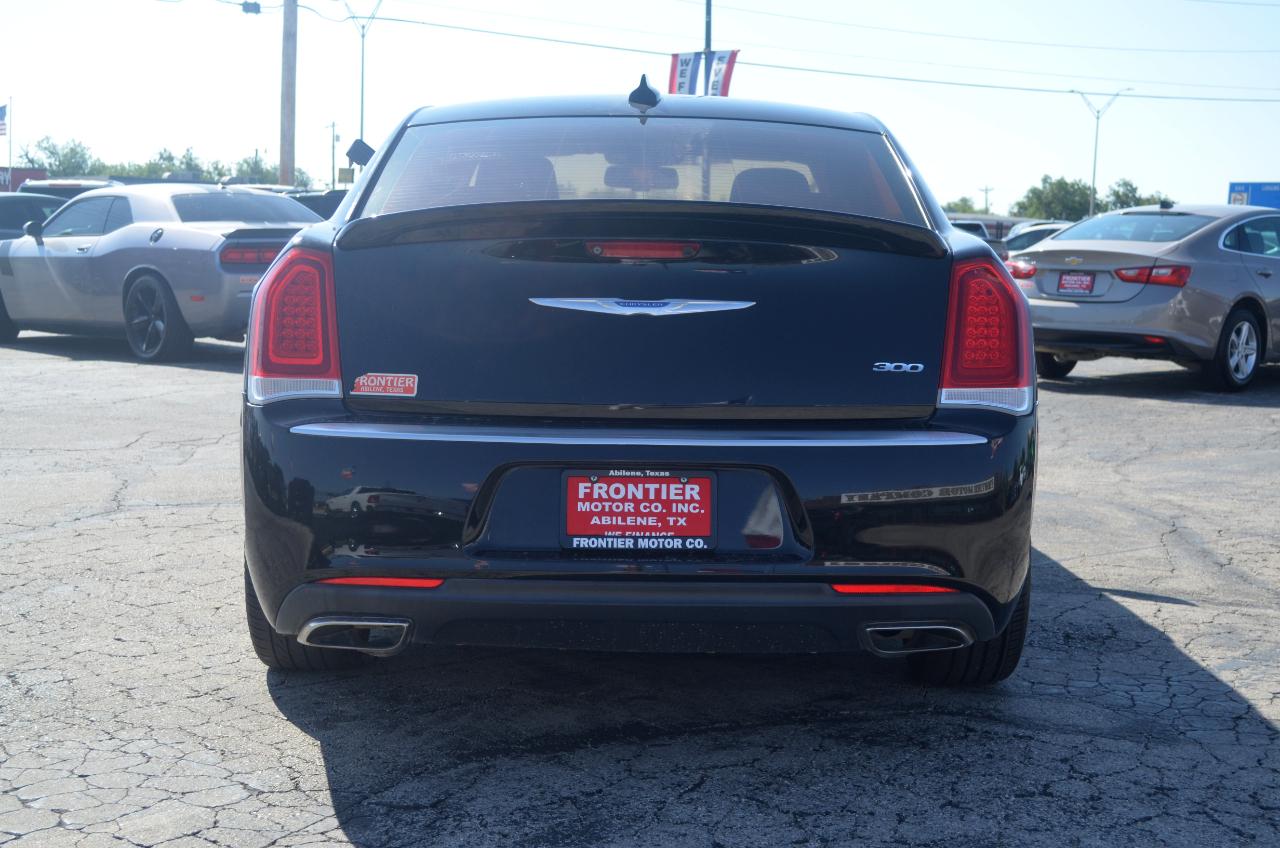 Chrysler 300 Touring RWD 2018