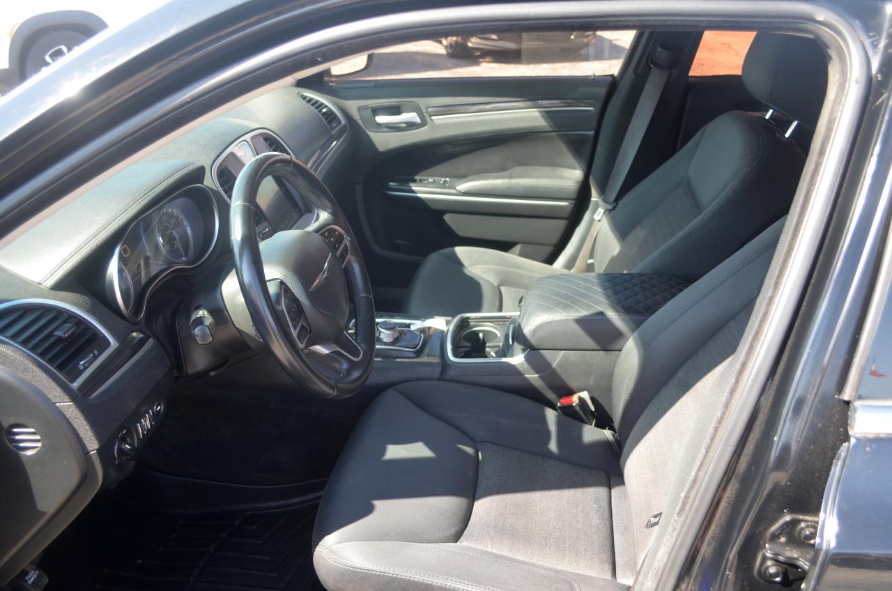 Chrysler 300 Touring RWD 2018