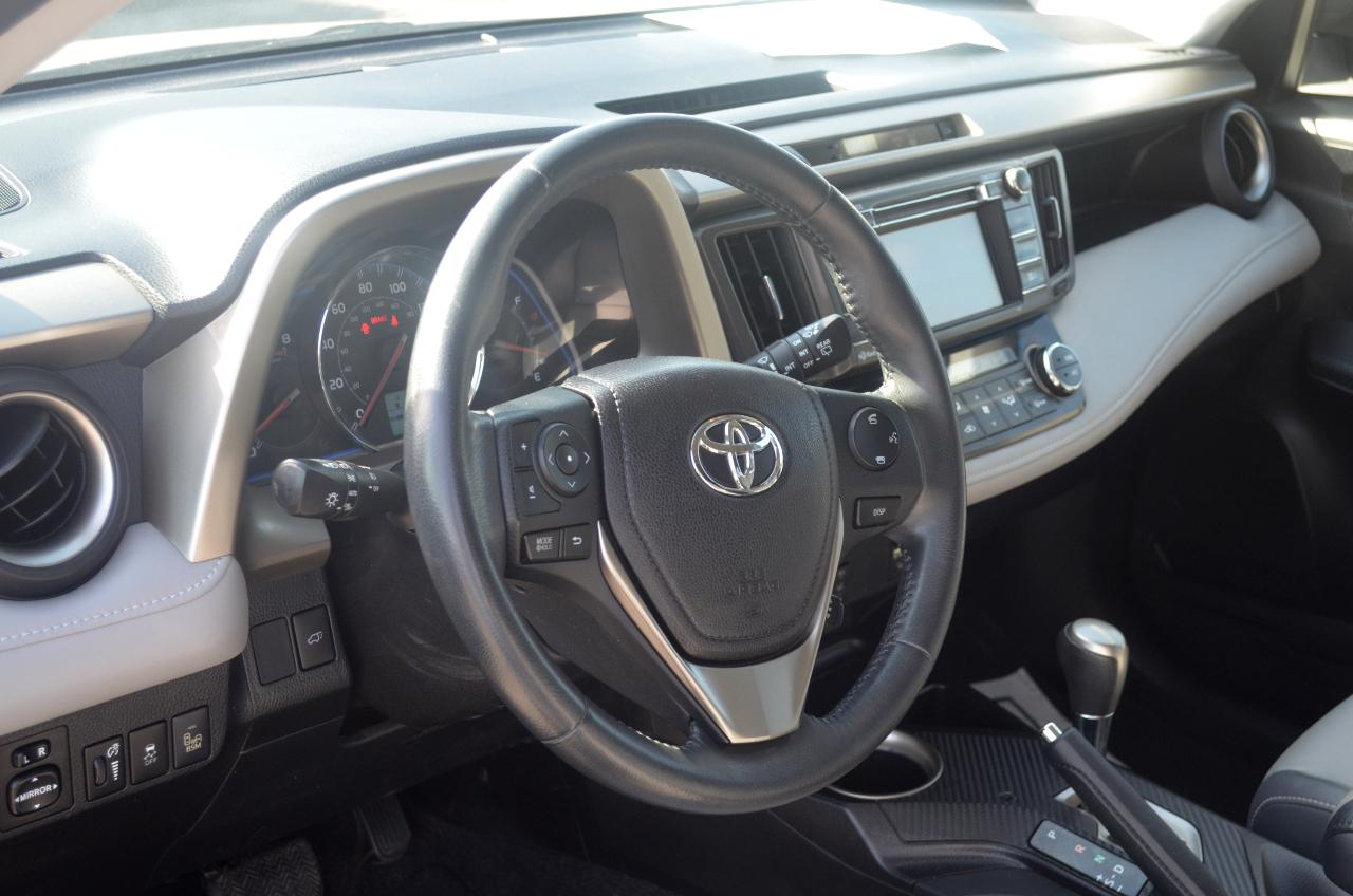 Toyota RAV4 FWD 4dr Limited (Natl) 2014