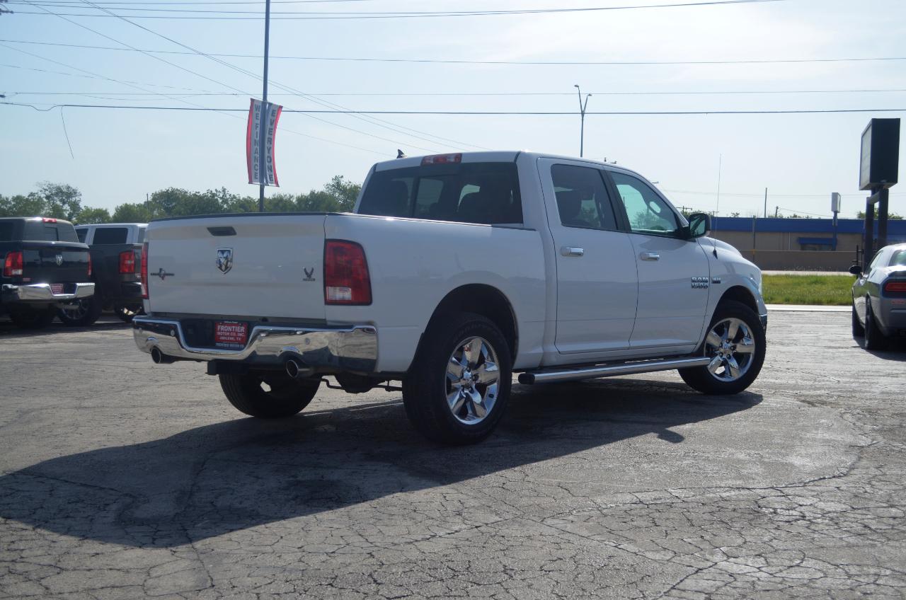 RAM 1500 Lone Star 4x2 Crew Cab 5'7" Box 2017