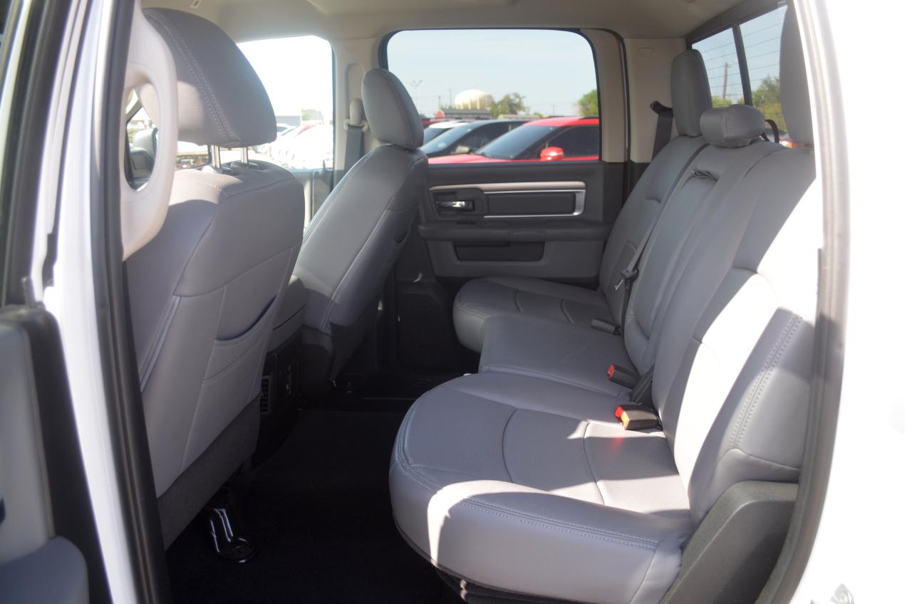 RAM 1500 Lone Star 4x2 Crew Cab 5'7" Box 2017