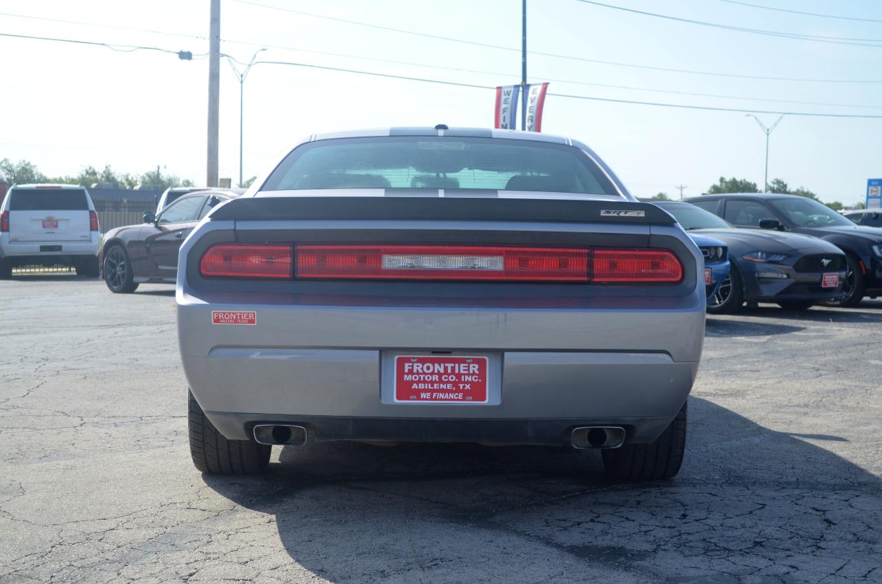 Dodge Challenger 2dr Cpe SRT8 2009