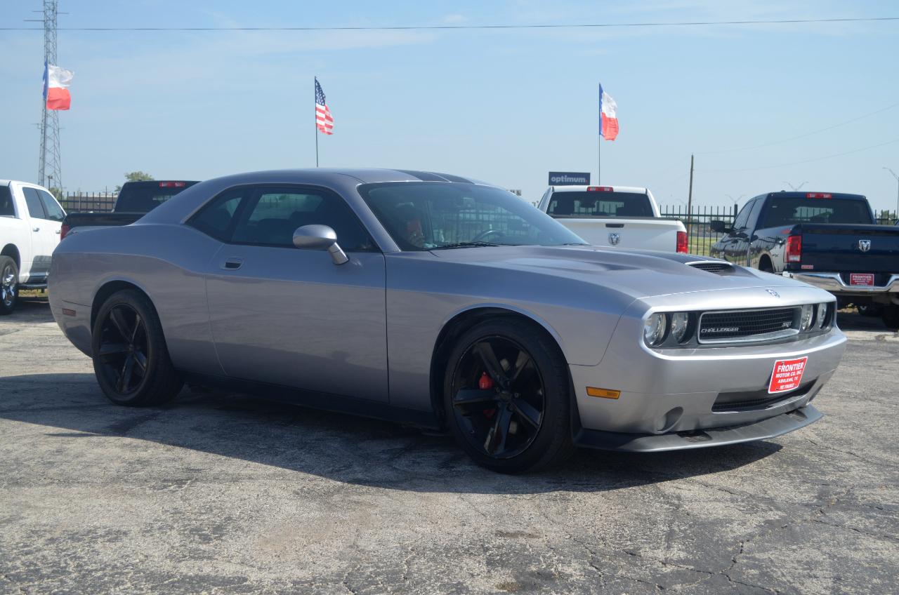 Dodge Challenger 2dr Cpe SRT8 2009