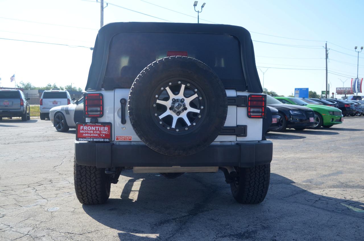 Jeep Wrangler 4WD 2dr Sport 2015