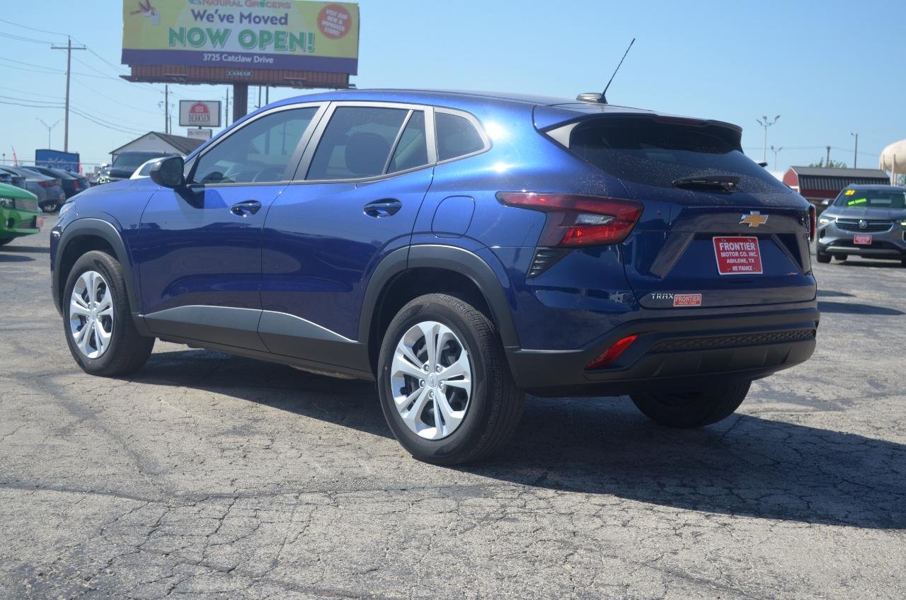Chevrolet Trax FWD 4dr LS 2024