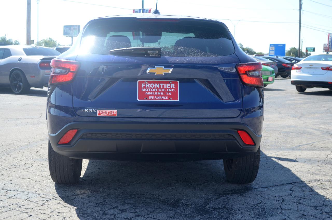 Chevrolet Trax FWD 4dr LS 2024