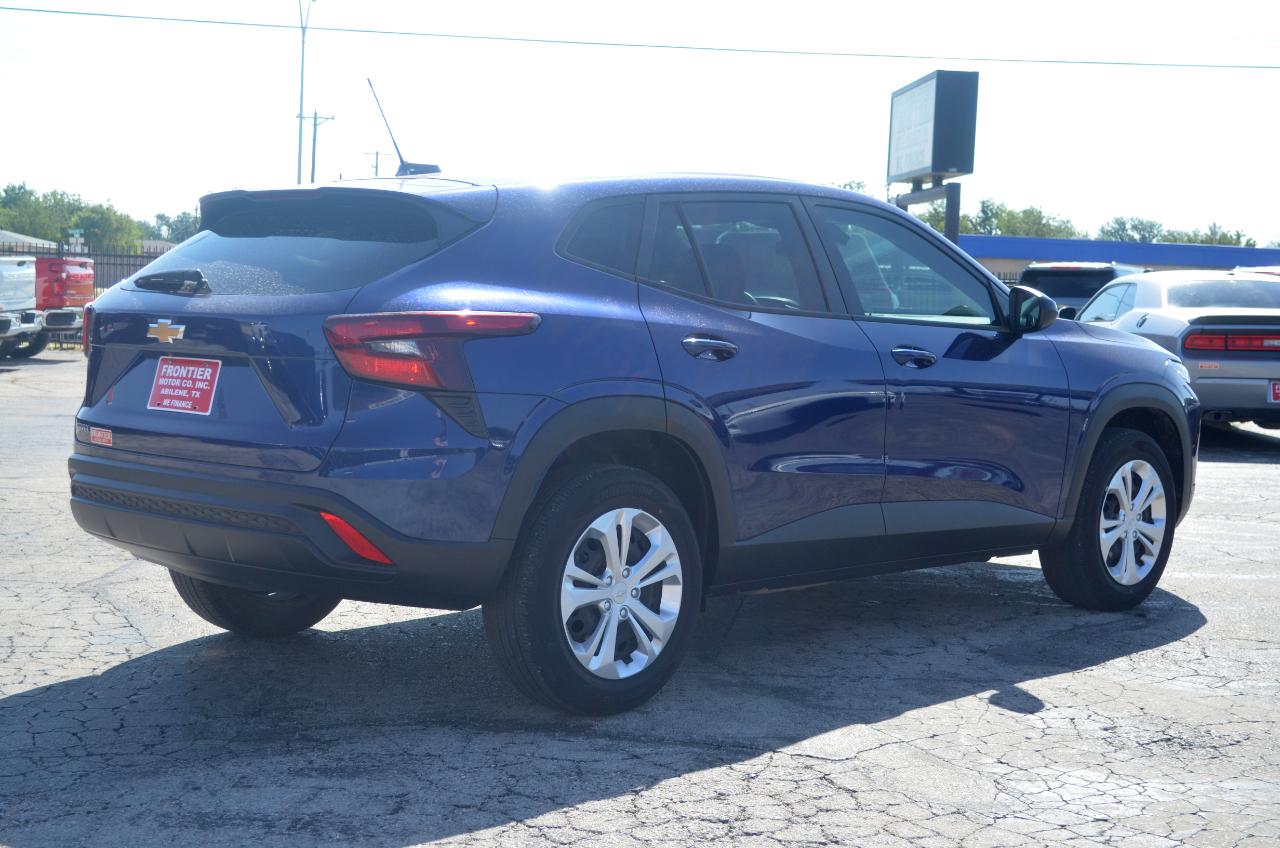 Chevrolet Trax FWD 4dr LS 2024