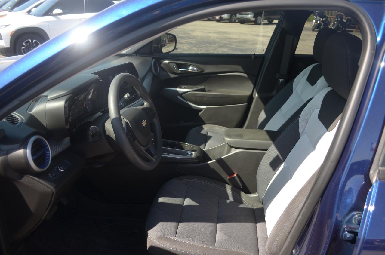 Chevrolet Trax FWD 4dr LS 2024