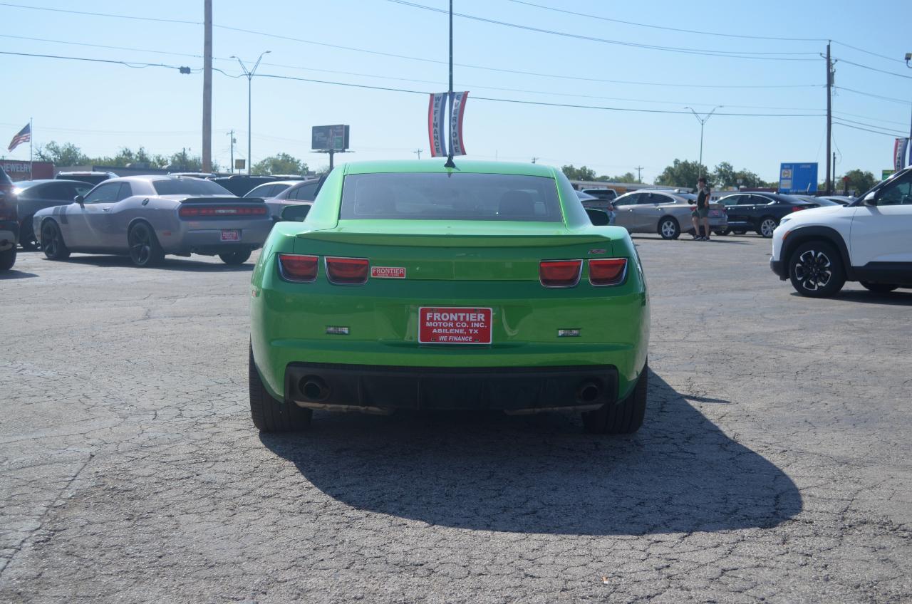 Chevrolet Camaro 2dr Cpe 1LT 2011
