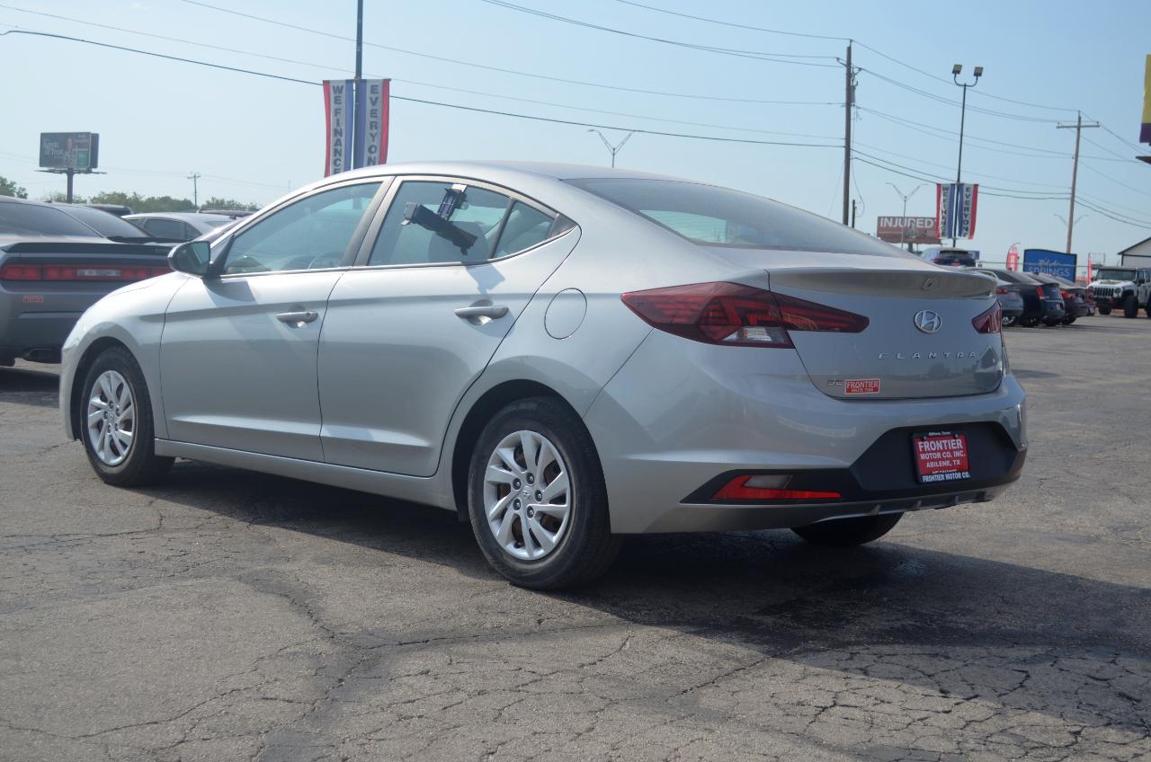 Hyundai Elantra SE IVT 2020