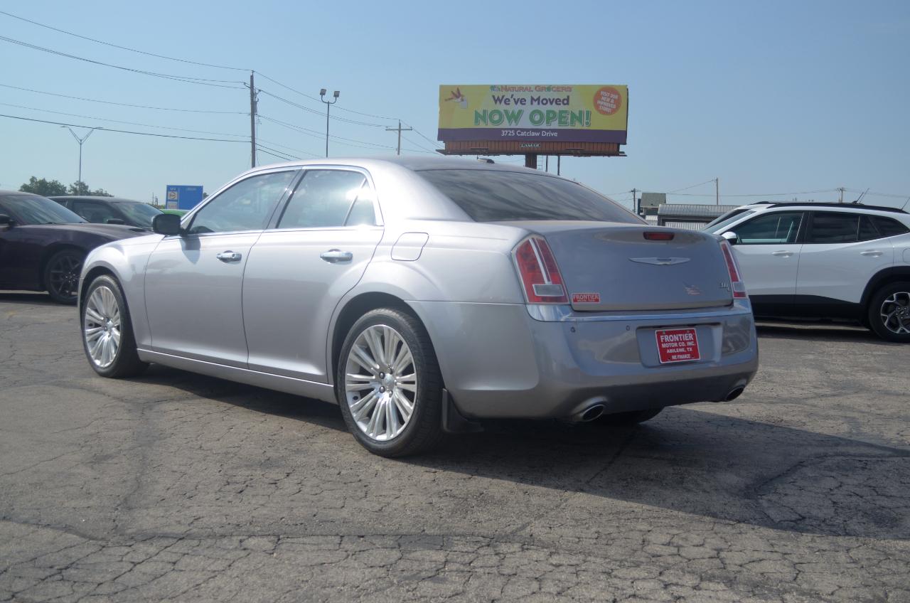 Chrysler 300 4dr Sdn 300C RWD 2014