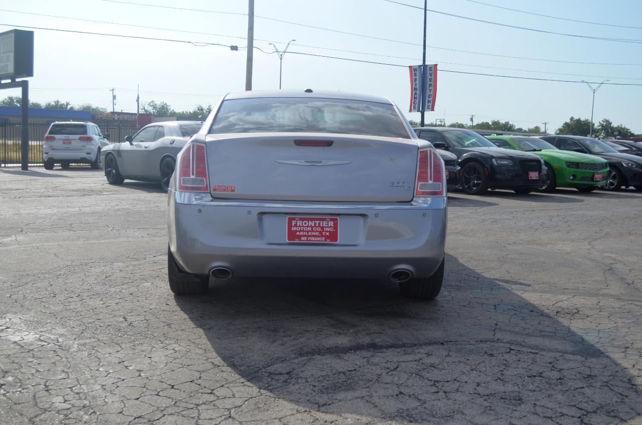 Chrysler 300 4dr Sdn 300C RWD 2014