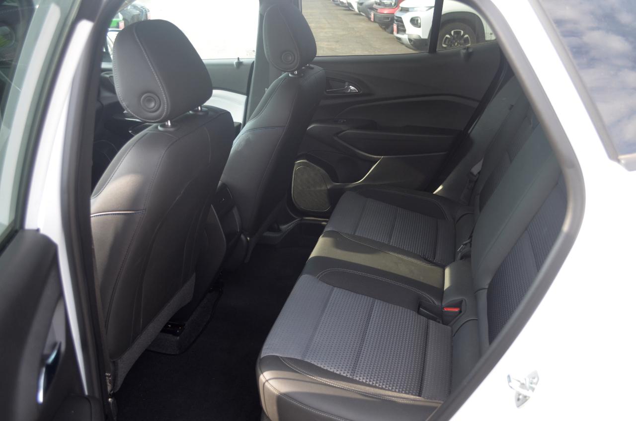 Chevrolet Trax FWD 4dr LT 2025