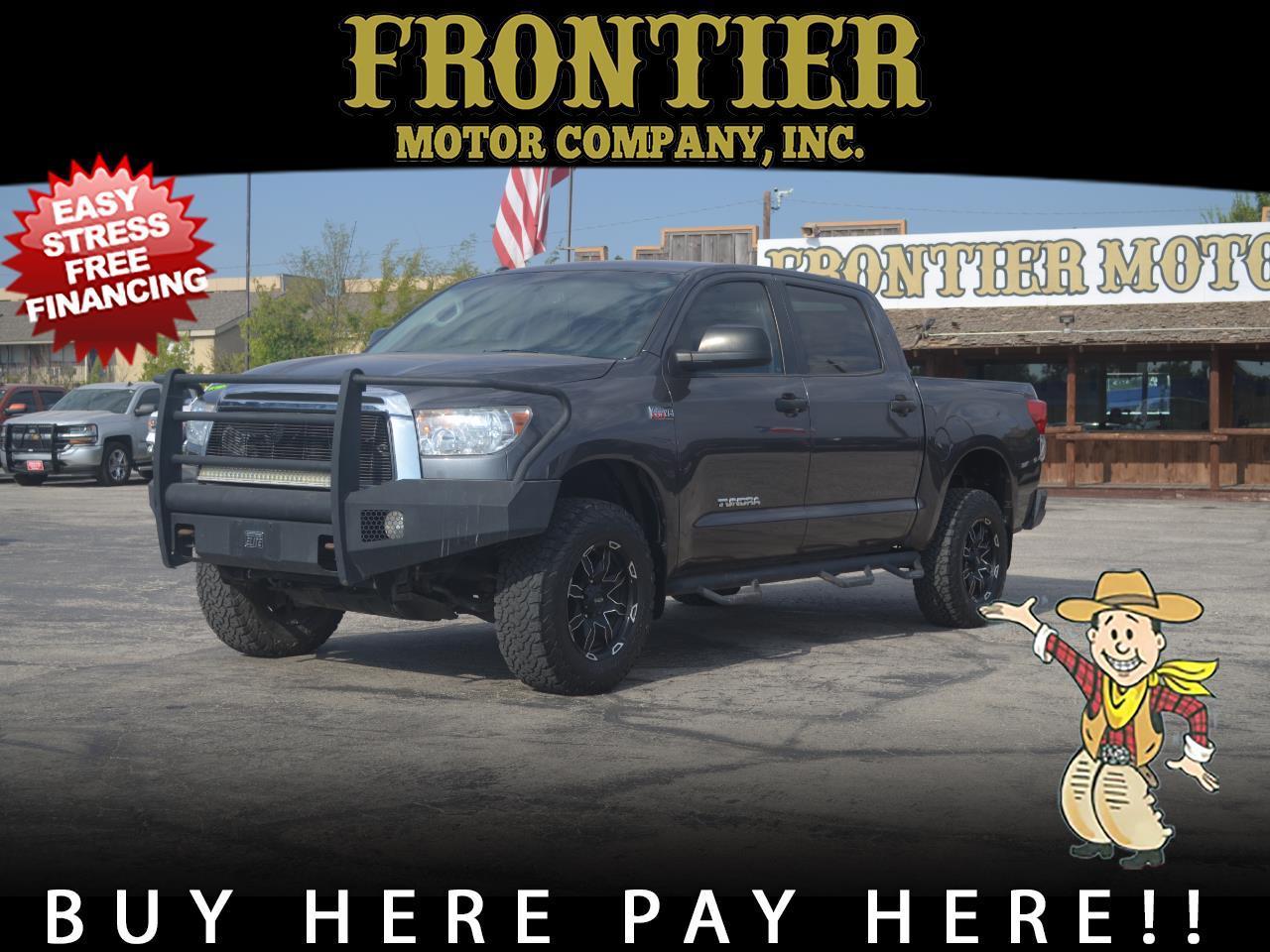 Toyota Tundra 4WD Truck CrewMax 5.7L FFV V8 6-Spd AT (Natl) 2013