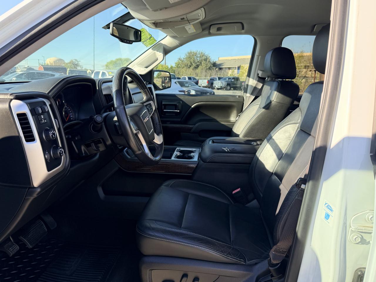 GMC Sierra 1500 4WD Crew Cab 143.5" SLT 2015