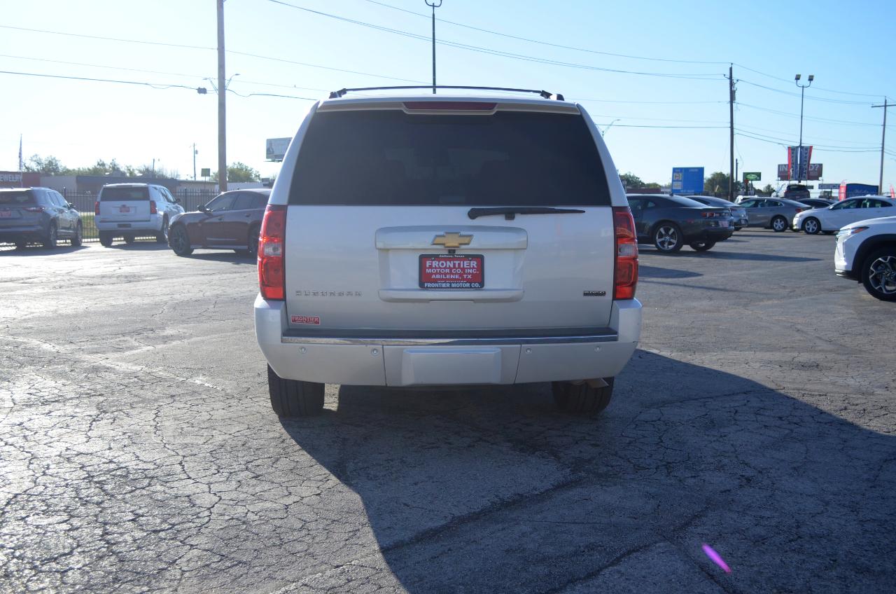 Chevrolet Suburban 2WD 4dr 1500 LTZ 2012