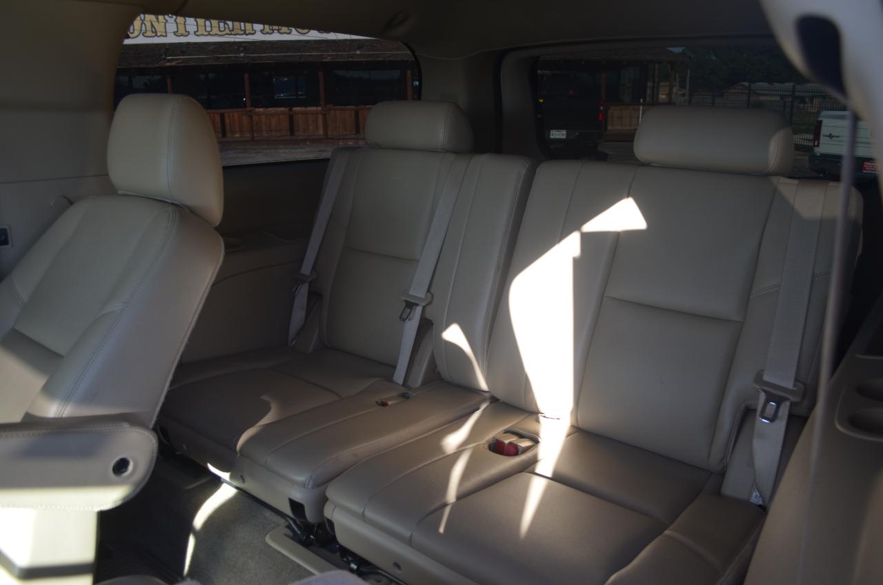 Chevrolet Suburban 2WD 4dr 1500 LTZ 2012