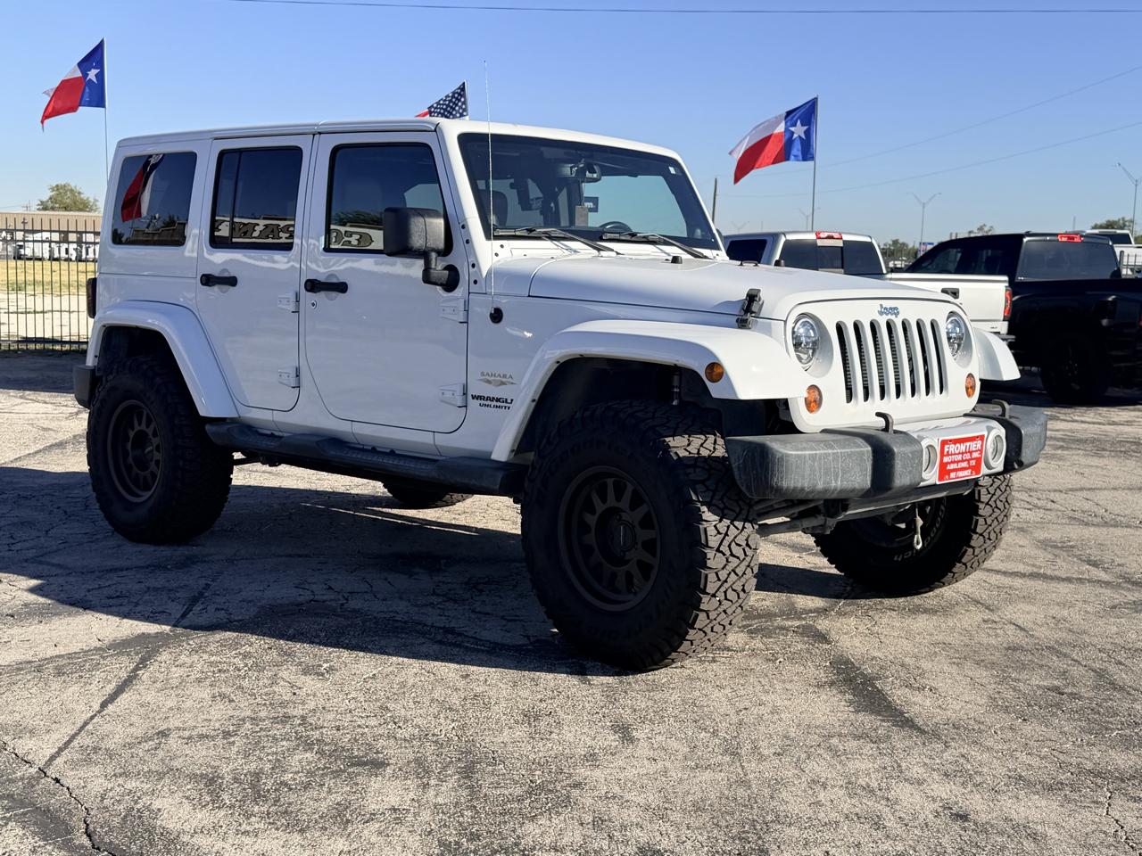 Jeep Wrangler Unlimited 4WD 4dr Sahara 2013