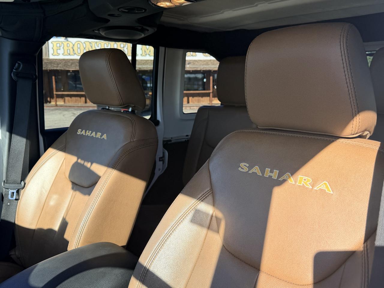 Jeep Wrangler Unlimited 4WD 4dr Sahara 2013
