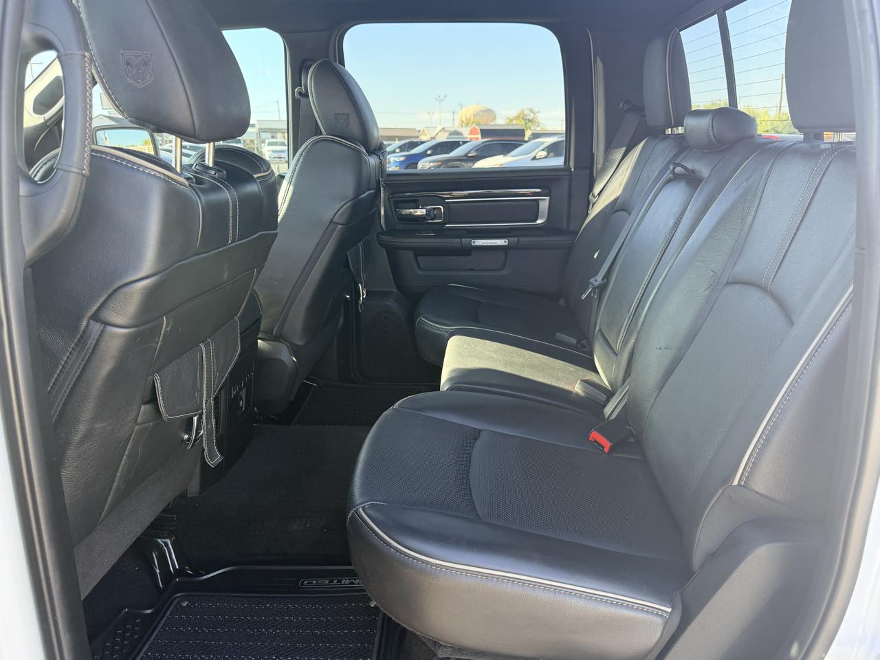 RAM 1500 Limited 4x2 Crew Cab 5'7" Box 2017