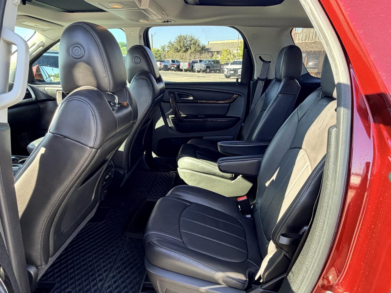 GMC Acadia FWD 4dr Denali 2015