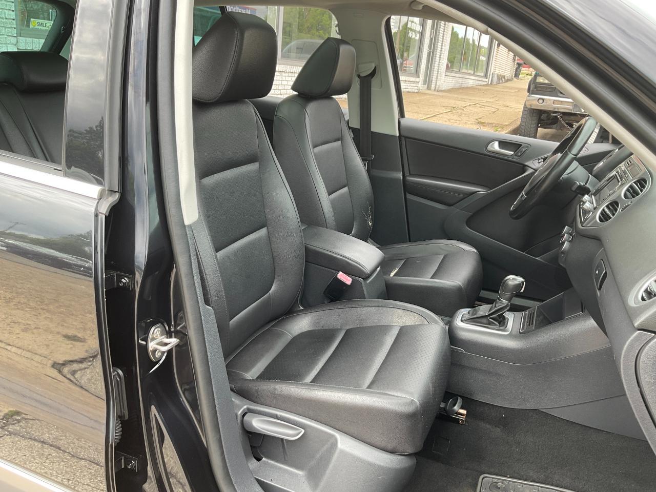 Volkswagen Tiguan S 4Motion 2012