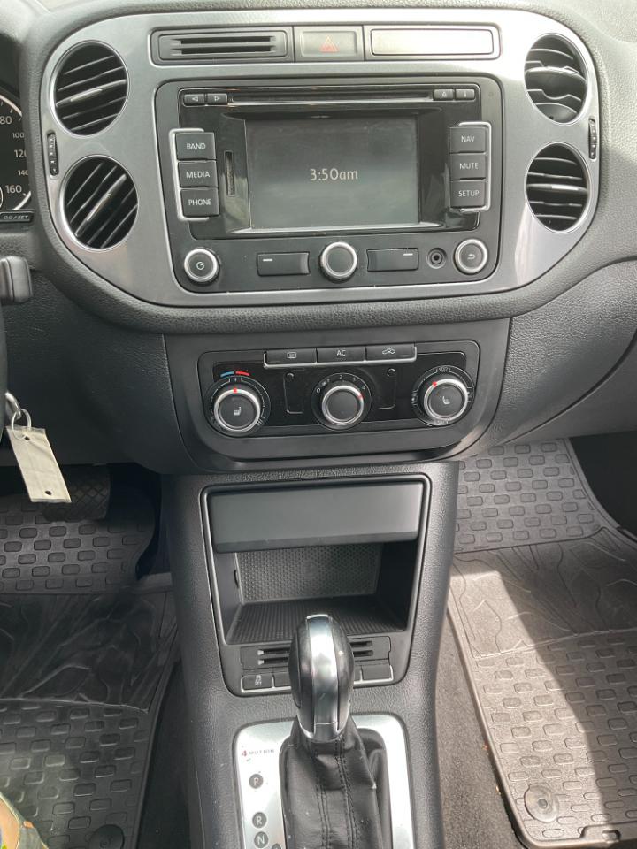 Volkswagen Tiguan S 4Motion 2012