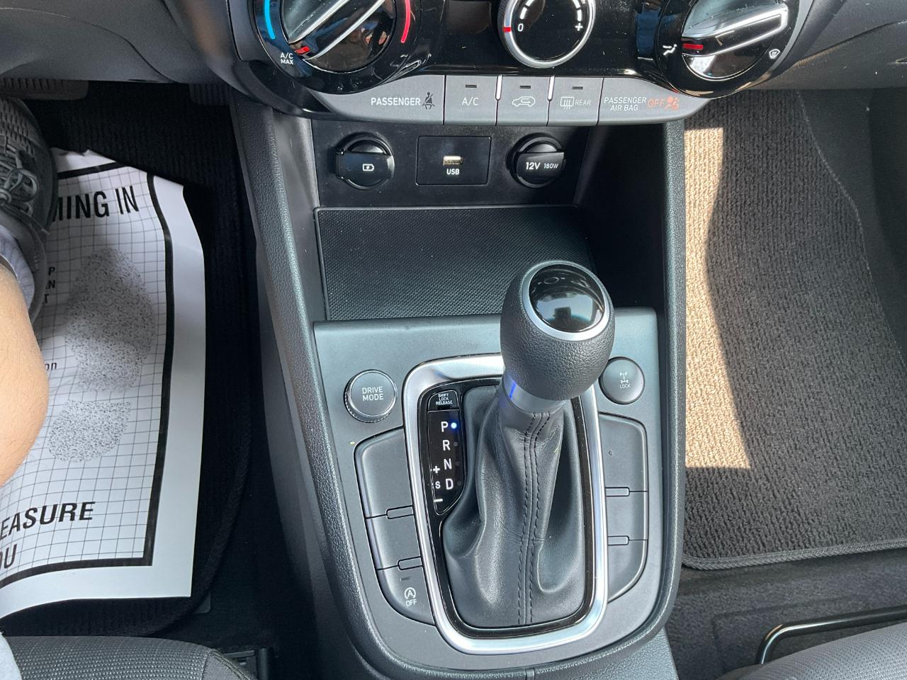 Hyundai Kona SEL AWD 2022