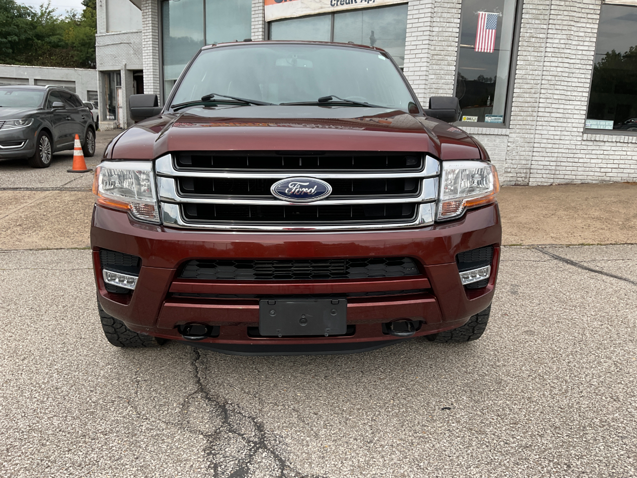 2017 Ford Expedition XLT photo 3