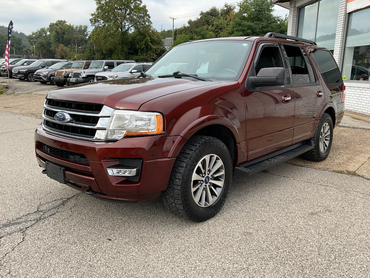 2017 Ford Expedition XLT photo 4