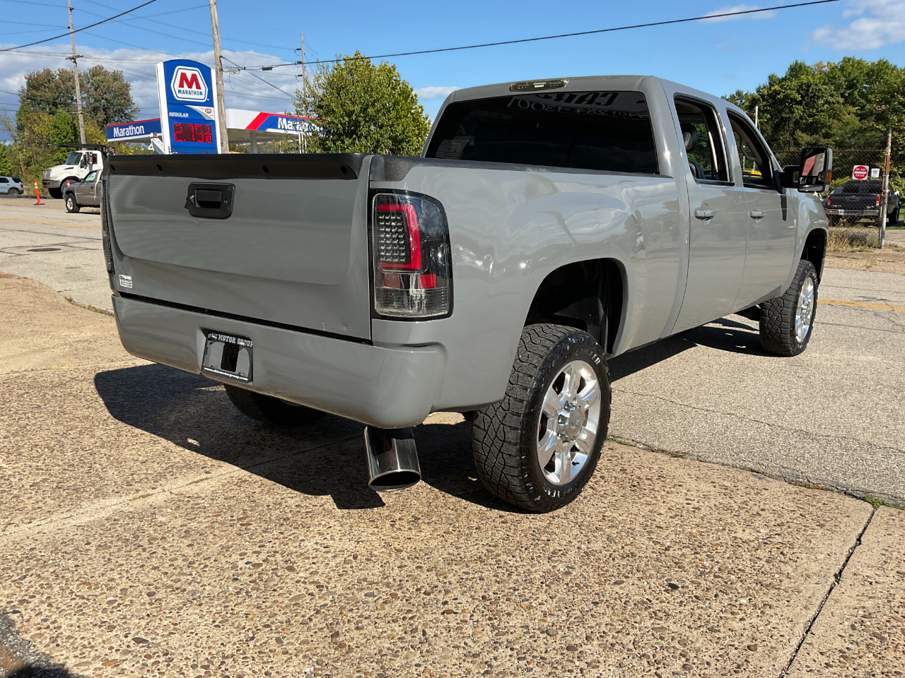 2013 Gmc Sierra SLT photo 2