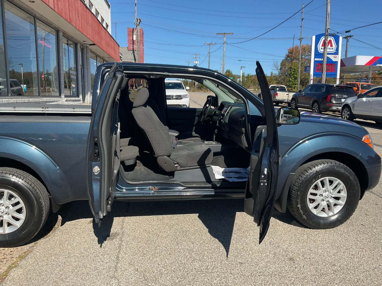 Nissan Frontier SV King Cab 5AT 4WD 2018 Nissan Frontier SV King Cab 5AT 4WD 2018