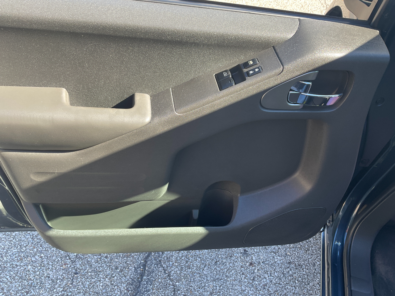 Nissan Frontier SV King Cab 5AT 4WD 2018 Nissan Frontier SV King Cab 5AT 4WD 2018