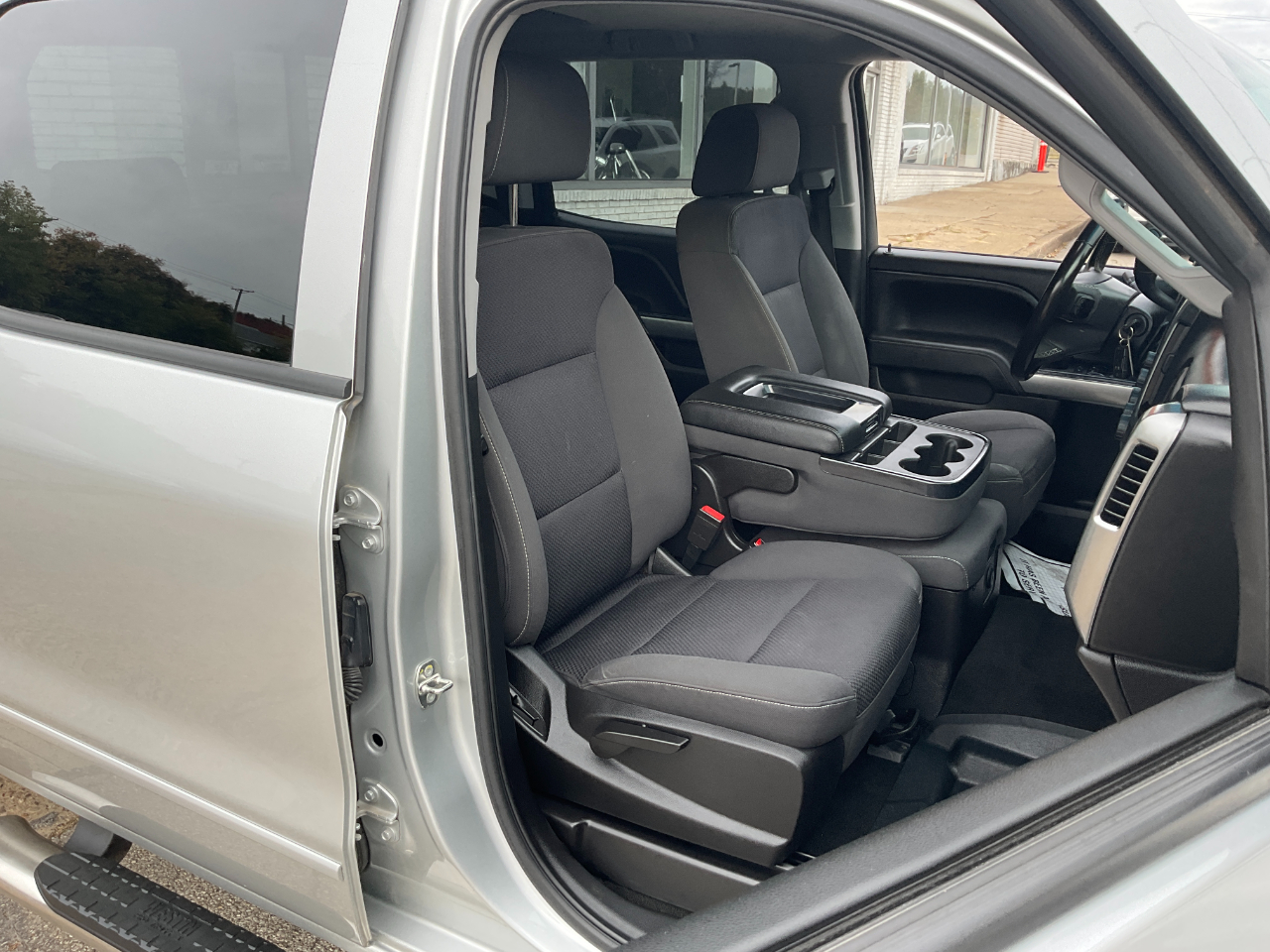 Chevrolet Silverado 1500 LT Crew Cab 4WD 2018 Chevrolet Silverado 1500 LT Crew Cab 4WD 2018