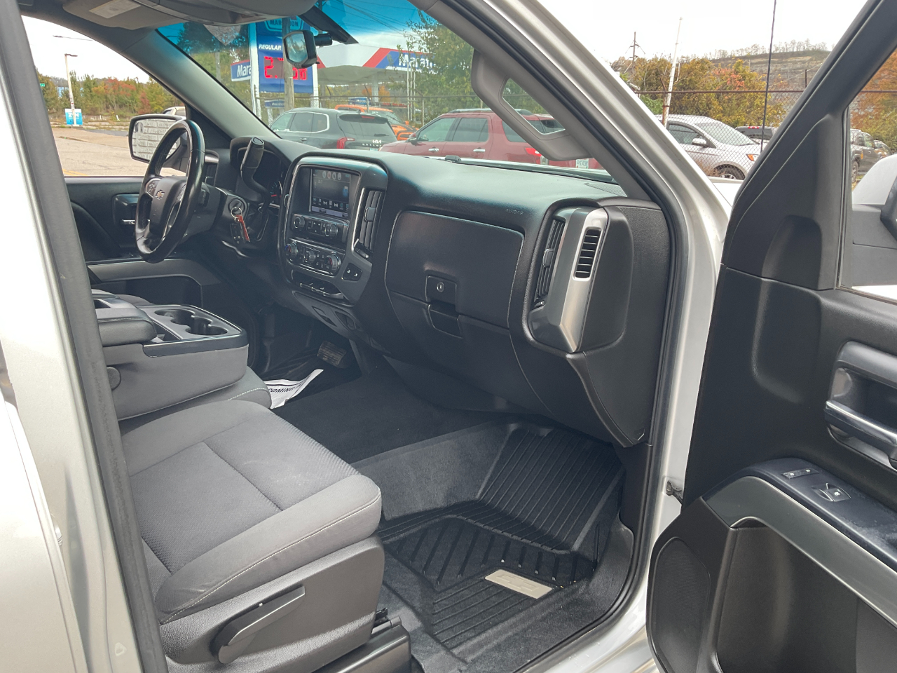 Chevrolet Silverado 1500 LT Crew Cab 4WD 2018 Chevrolet Silverado 1500 LT Crew Cab 4WD 2018