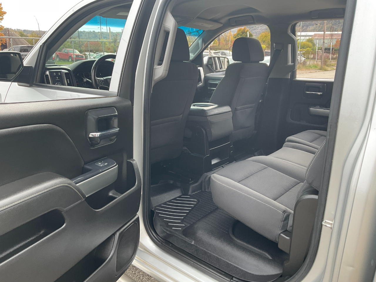 Chevrolet Silverado 1500 LT Crew Cab 4WD 2018 Chevrolet Silverado 1500 LT Crew Cab 4WD 2018